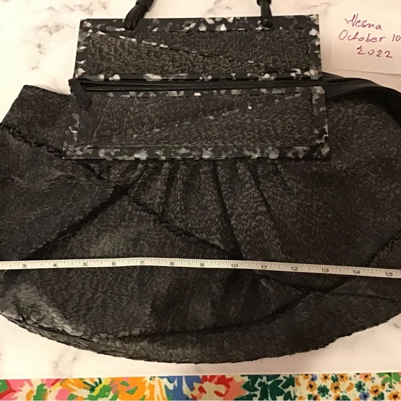 Fendi “To You” convertible shoulder bag - clutch grey feather pattern - Picture 4 of 16